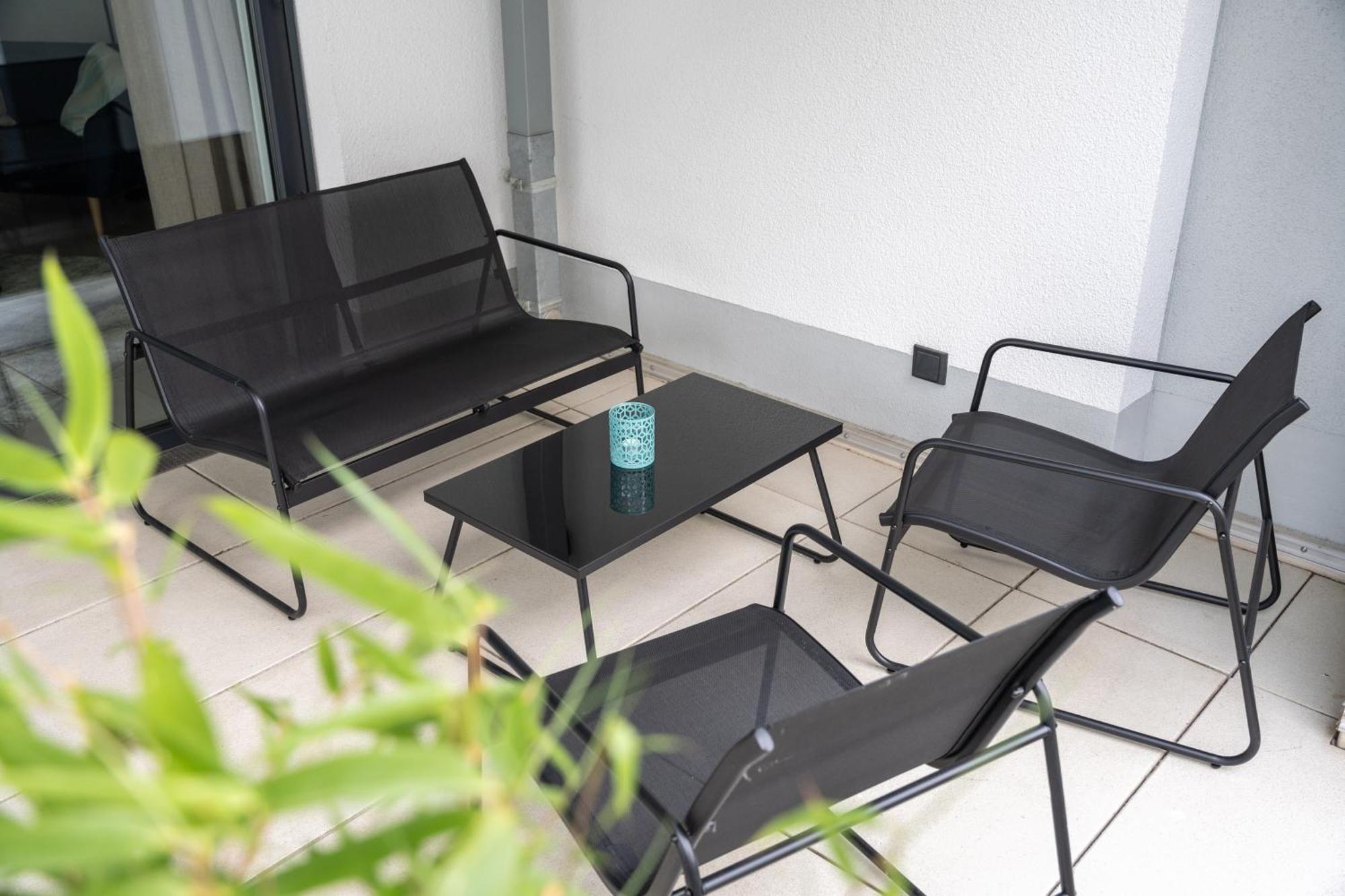 Ferienwohnung Zentral - Fuer 6 - 2X Frei Parken - Terrasse Gießen Exterior foto