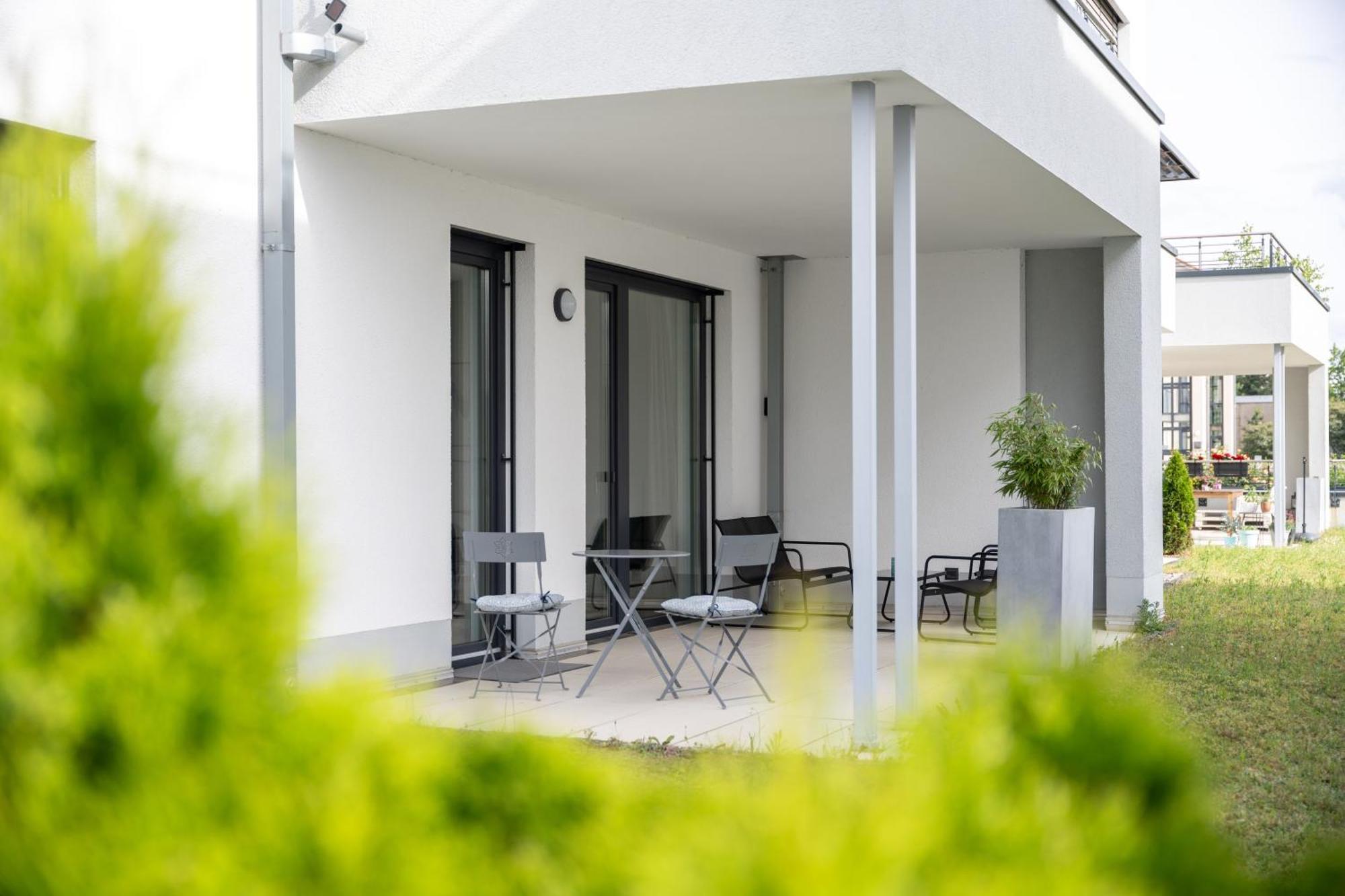 Ferienwohnung Zentral - Fuer 6 - 2X Frei Parken - Terrasse Gießen Exterior foto
